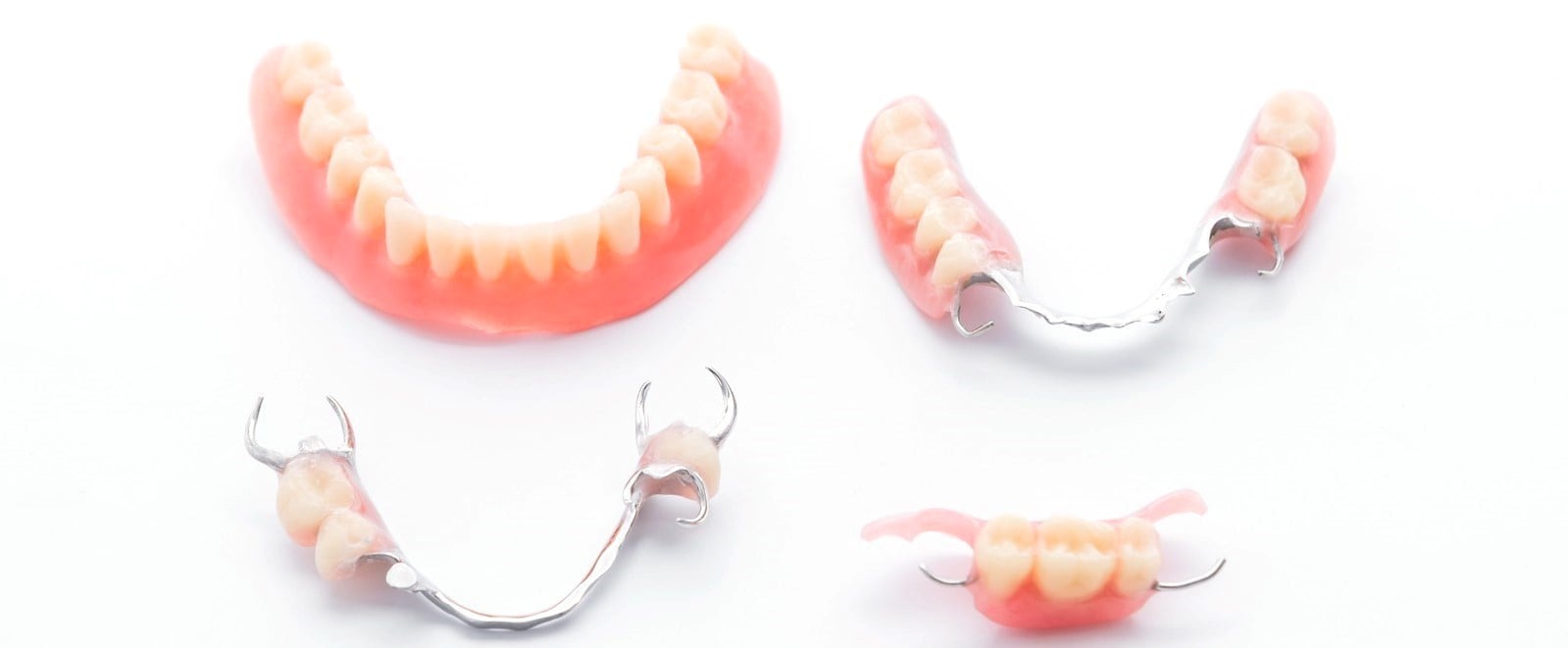 Съемный протез зубов какие бывают. Полносъемные протезы ортопедическая стоматология. Пластиночный протез на жевательные зубы. Съемный протез (3-5 зубов) термо Джет.